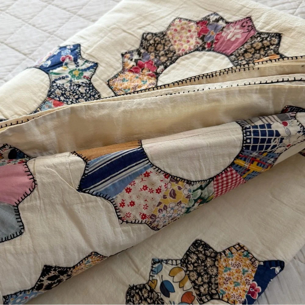 Vintage Dresden Plate Quilt 70x86 Feedsack Appliqué Cottagecore